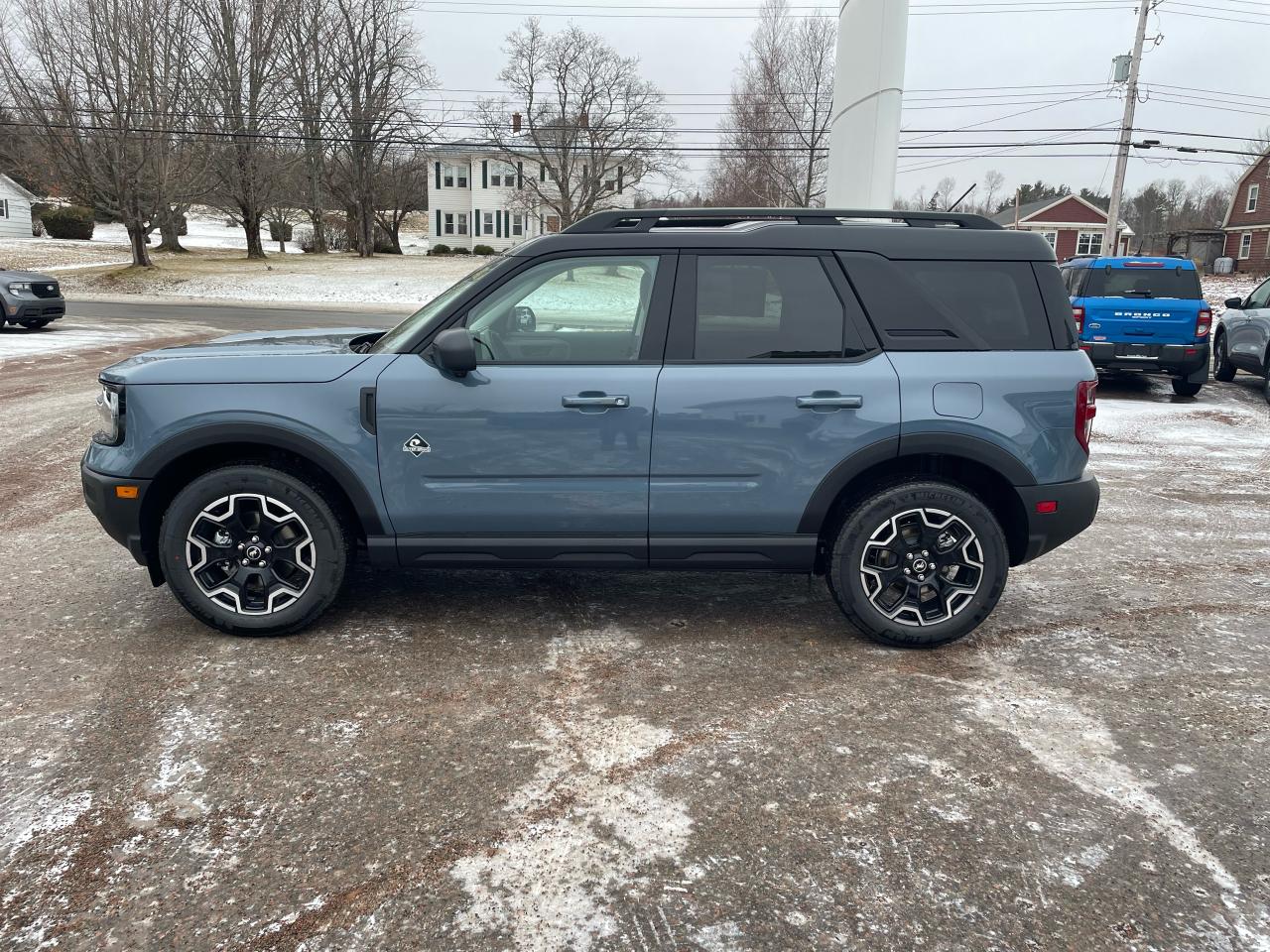 2025 Ford Bronco Sport Outer Banks Photo3