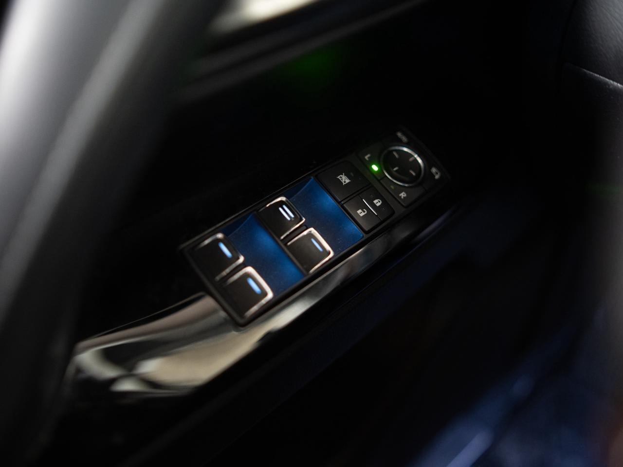 2016 Lexus LX 570 7 PASS | REAR ENTERTAINMENT | SUNROOF Photo