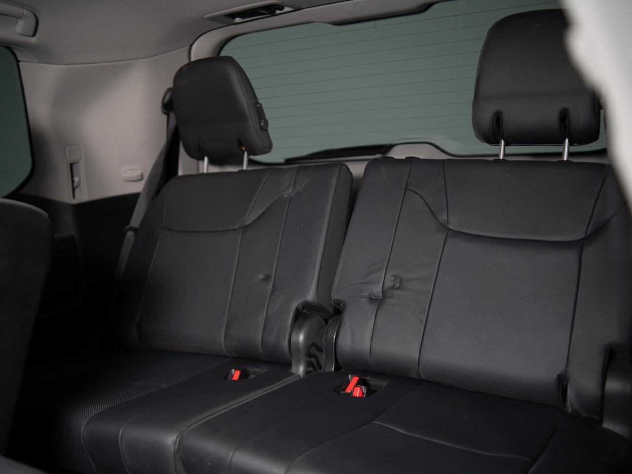 2016 Lexus LX 570 7 PASS | REAR ENTERTAINMENT | SUNROOF Photo