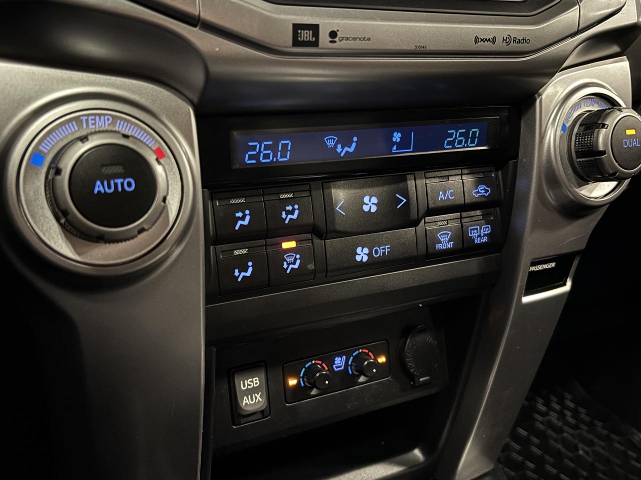 2018 Toyota 4Runner V6|4WD|NAV|BROWNLEATHER|SUNROOF|7PASSENGER|WOOD|++ Photo