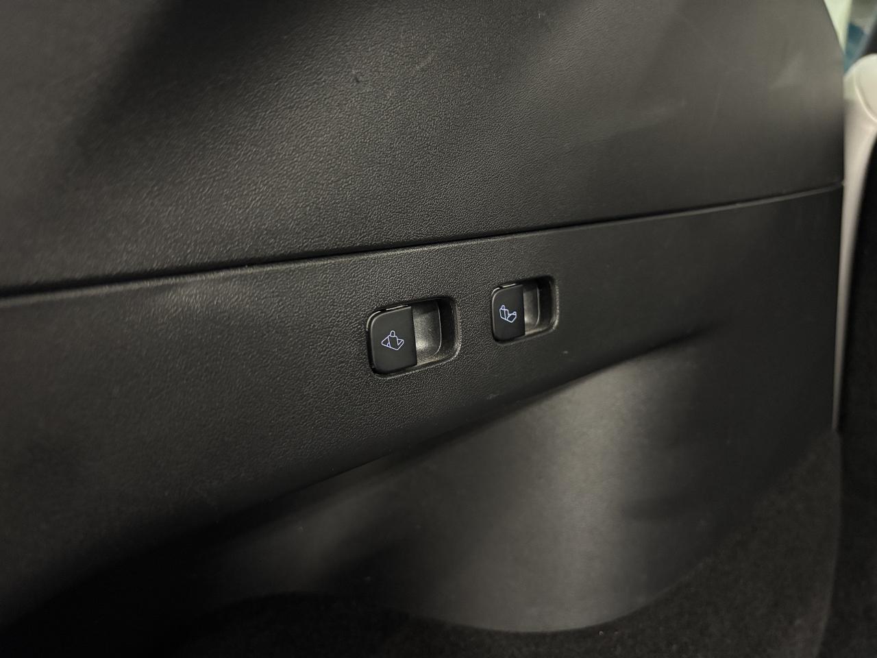 2022 Tesla Model Y Performance AWD|FULLSELFDRIVING|WHITEONWHITE|NAV|+ Photo