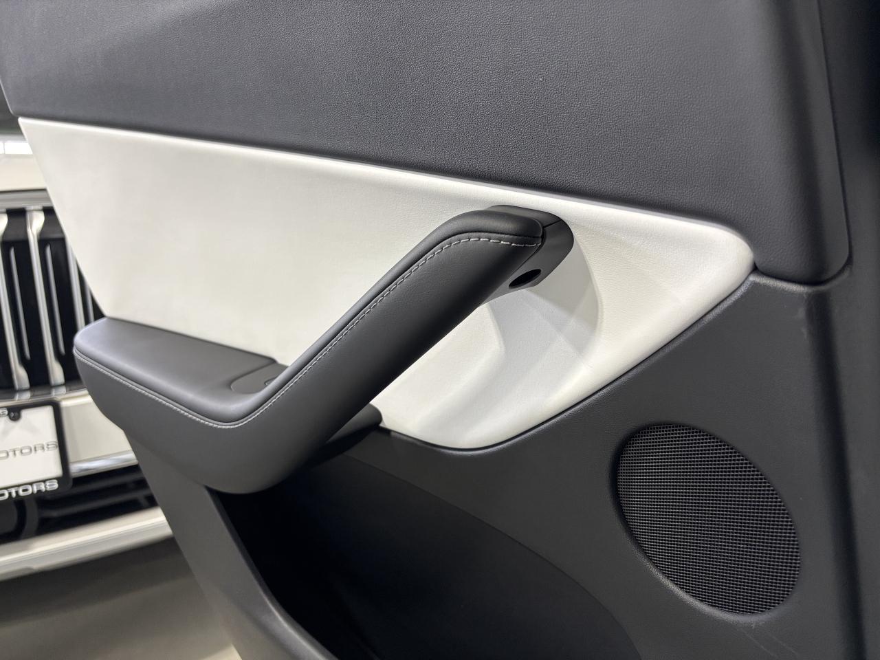 2022 Tesla Model Y Performance AWD|FULLSELFDRIVING|WHITEONWHITE|NAV|+ Photo