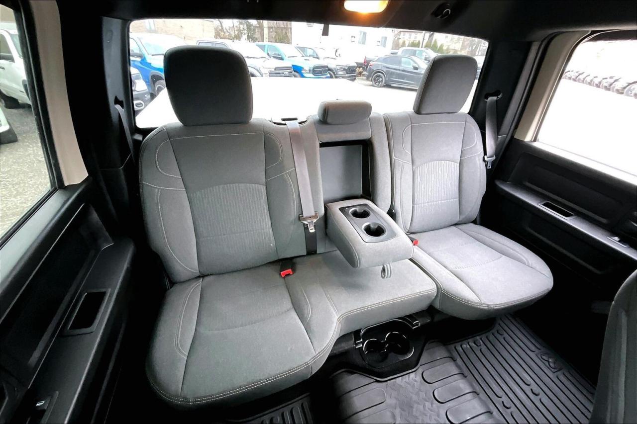 2022 RAM 1500 Classic Ceramic Grey Crew | 5.7 V8 | Max Tow | 4X4 Photo