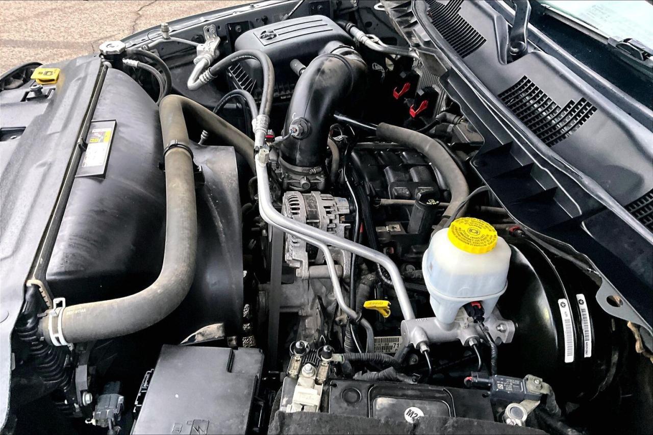 2022 RAM 1500 Classic Ceramic Grey Crew | 5.7 V8 | Max Tow | 4X4 Photo