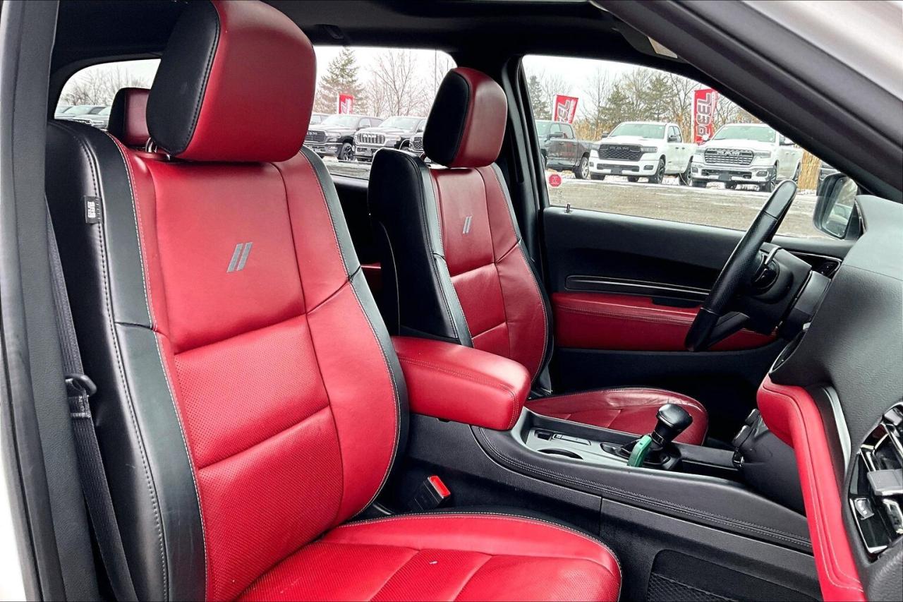 2022 Dodge Durango RT 6Seat | Blacktop | Sunroof | Tow Pkg | AWD Photo