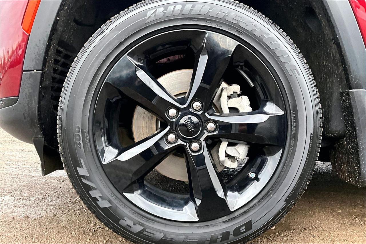 2024 Jeep Grand Cherokee L L Altitude | 7 Seats | Sunroof | SafetyTec | 4X4 Photo