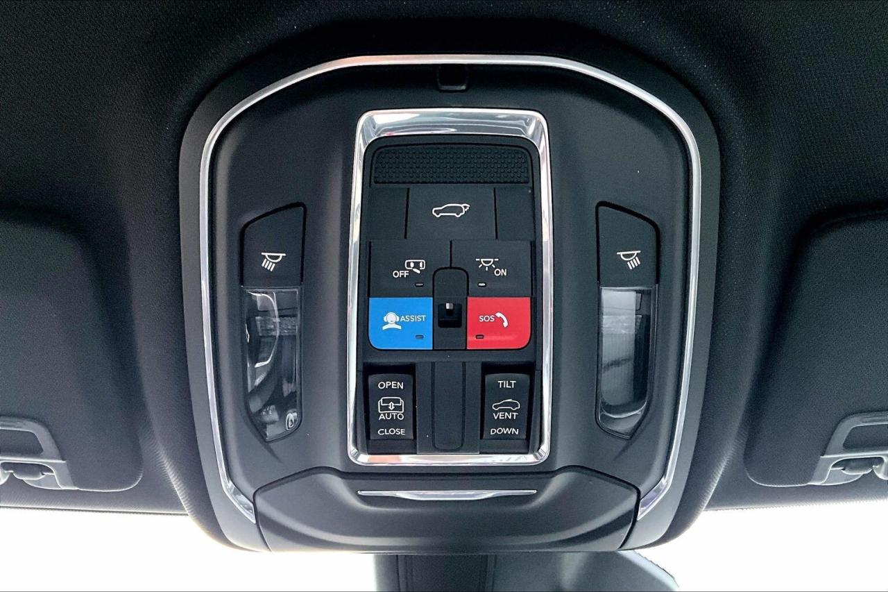 2024 Jeep Grand Cherokee L L Altitude | 7 Seats | Sunroof | SafetyTec | 4X4 Photo