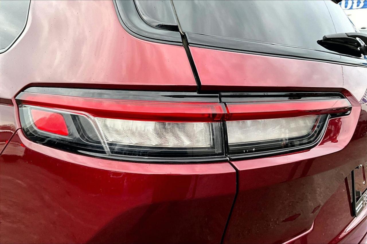 2024 Jeep Grand Cherokee L L Altitude | 7 Seats | Sunroof | SafetyTec | 4X4 Photo