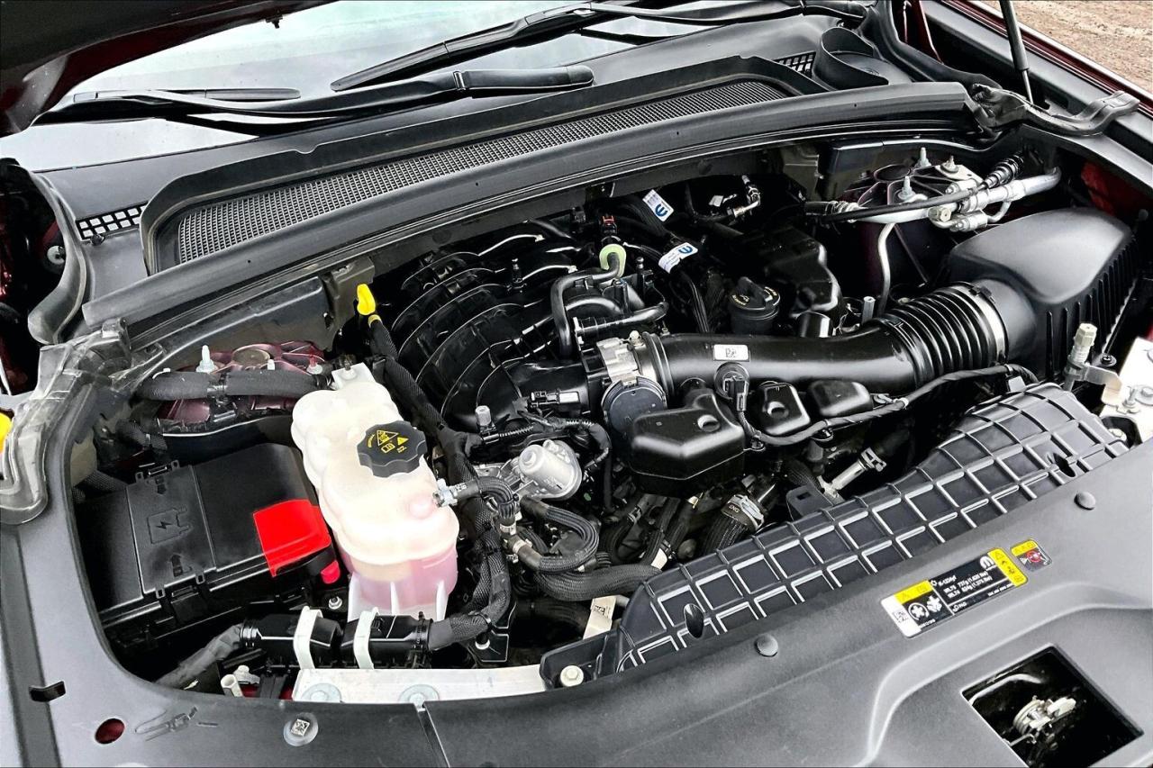 2024 Jeep Grand Cherokee L L Altitude | 7 Seats | Sunroof | SafetyTec | 4X4 Photo