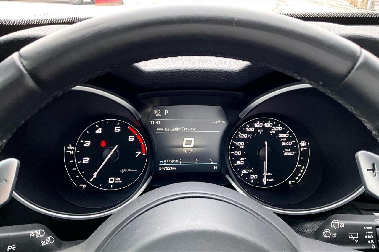 2022 Alfa Romeo Stelvio Sprint |Heated Leather |Panoroof |SafetyTech |AWD Photo