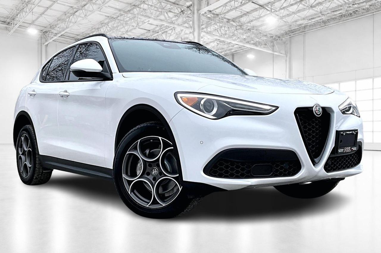 2022 Alfa Romeo Stelvio Sprint |Heated Leather |Panoroof |SafetyTech |AWD Photo