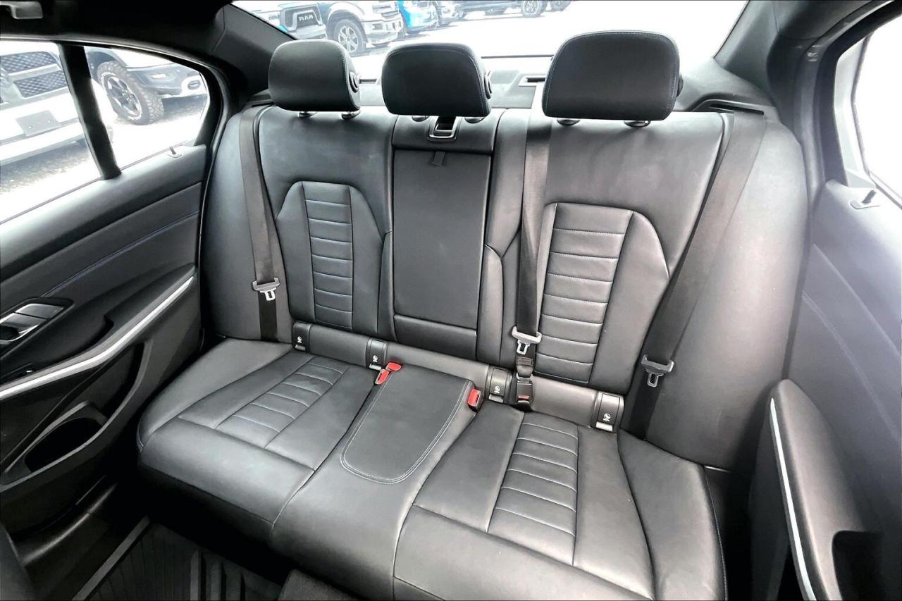 2019 BMW 3 Series 330i | M Sport Pkg | Prem Essential Pkg | AWD Photo