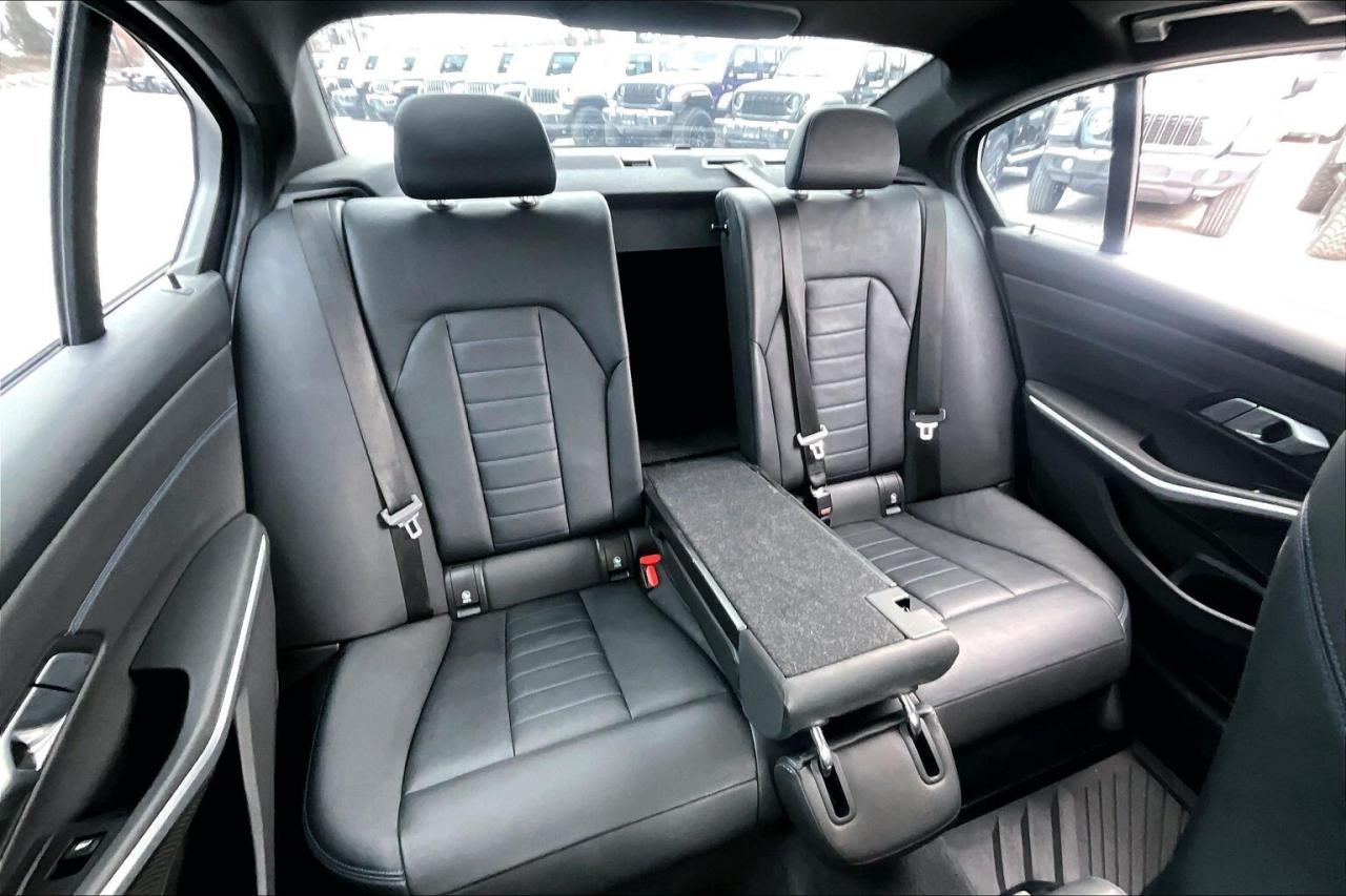 2019 BMW 3 Series 330i | M Sport Pkg | Prem Essential Pkg | AWD Photo