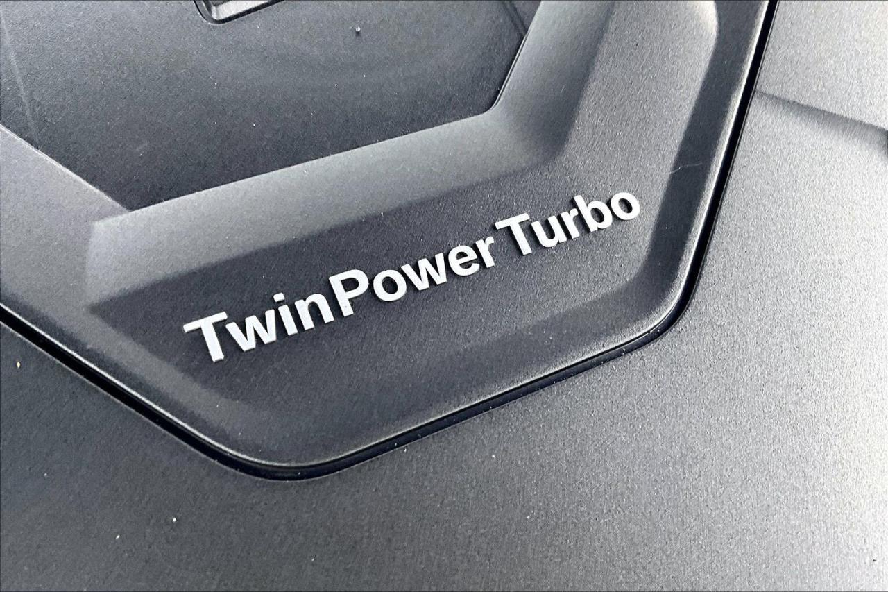 2019 BMW 3 Series 330i | M Sport Pkg | Prem Essential Pkg | AWD Photo