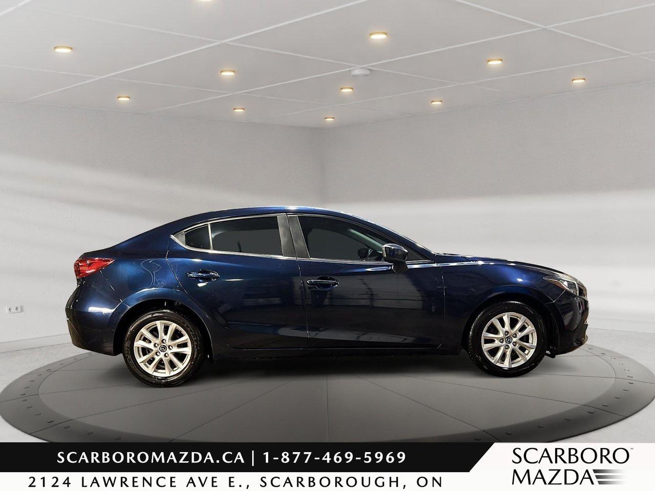 2016 Mazda MAZDA3 GS Photo2