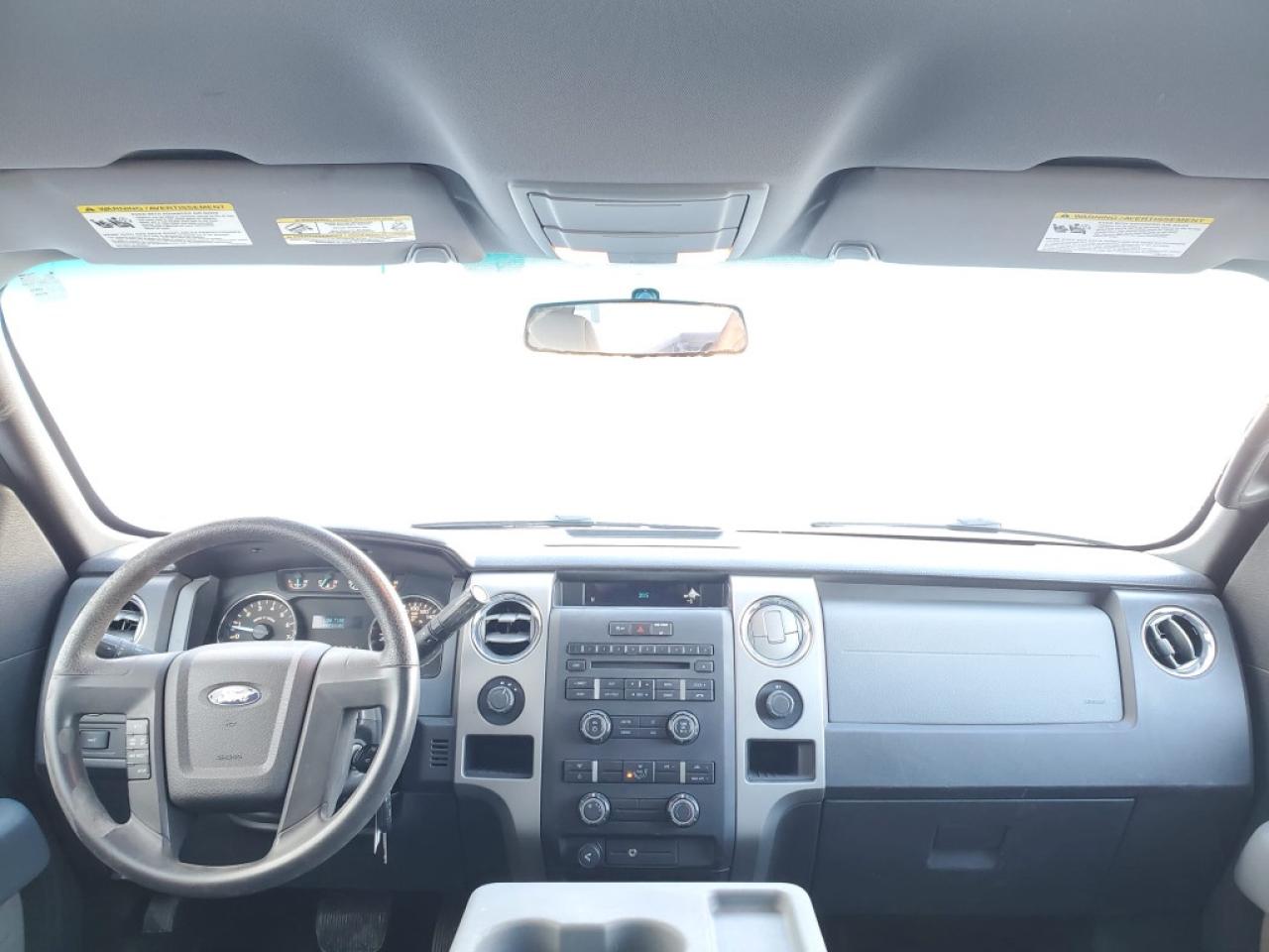 2011 Ford F-150 XLT 4x2 Super Cab Styleside 8 ft. box 163 in. WB Automatic Photo