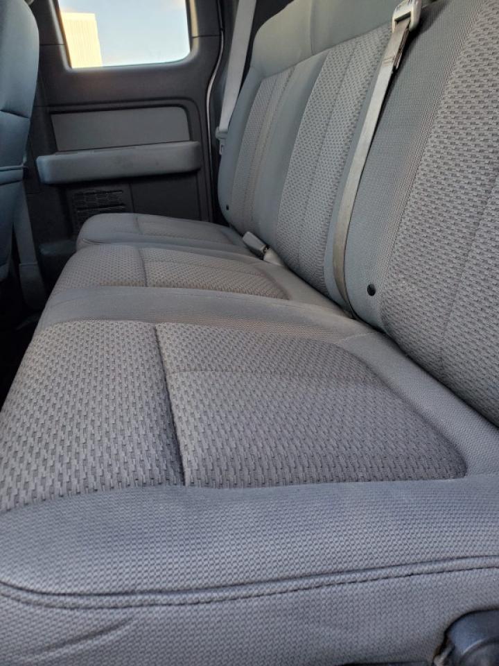 2011 Ford F-150 XLT 4x2 Super Cab Styleside 8 ft. box 163 in. WB Automatic Photo