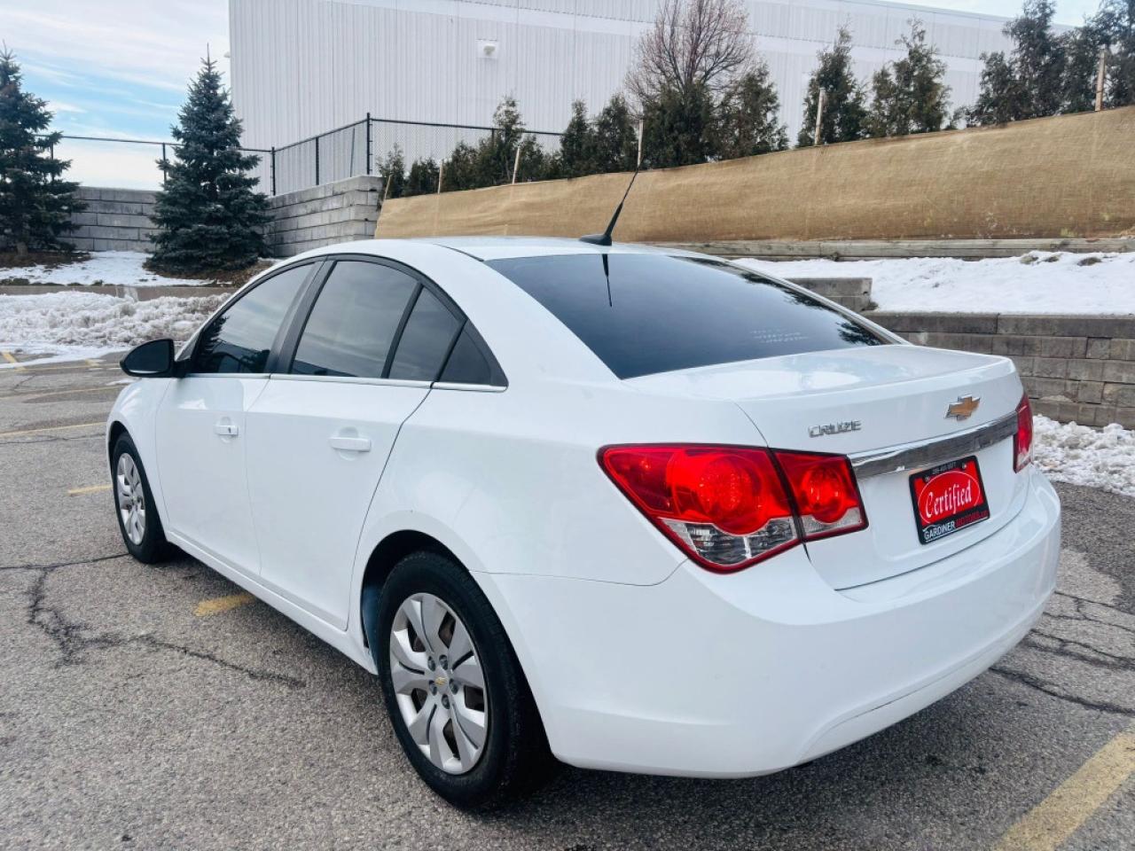 2012 Chevrolet Cruze 4dr Sedan Eco w/1SA Photo
