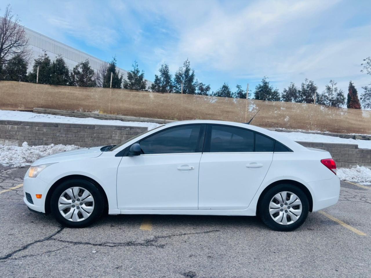 2012 Chevrolet Cruze 4dr Sedan Eco w/1SA Photo