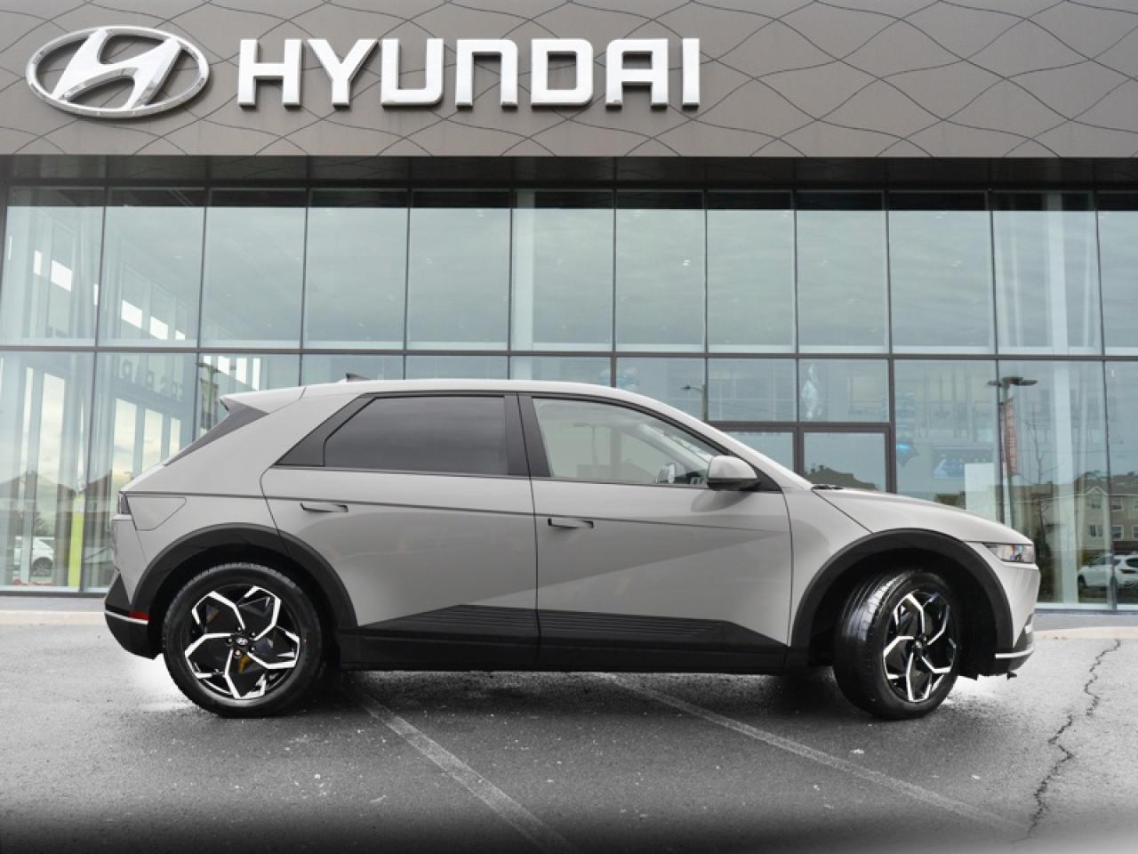 2022 Hyundai IONIQ 5 Preferred AWD Long Range  - $218 B/W Photo