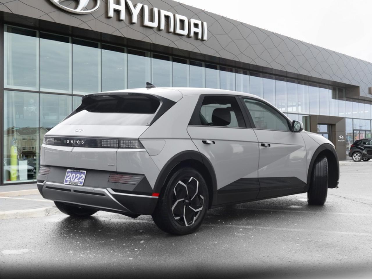 2022 Hyundai IONIQ 5 Preferred AWD Long Range  - $218 B/W Photo