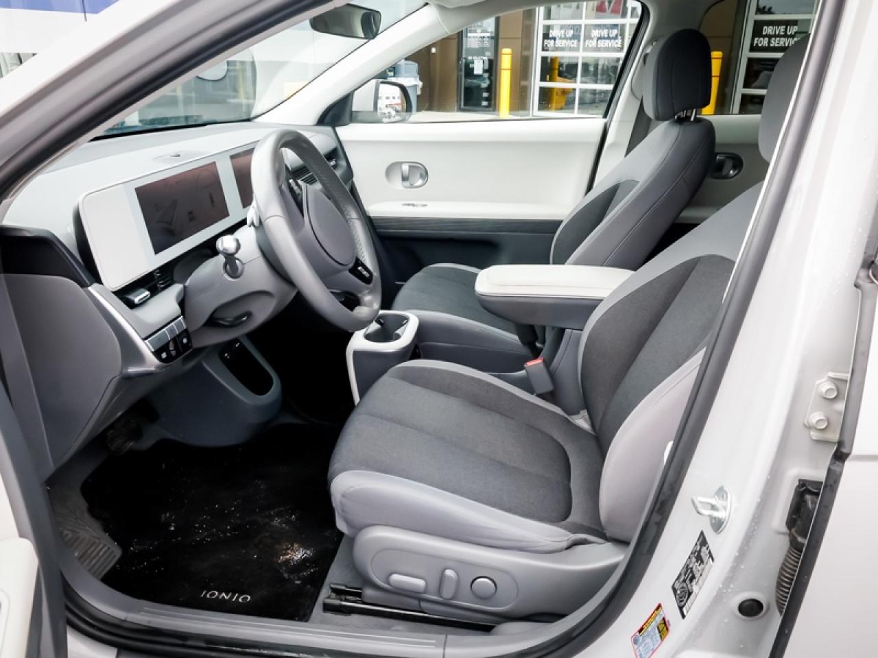 2022 Hyundai IONIQ 5 Preferred AWD Long Range  - $218 B/W Photo