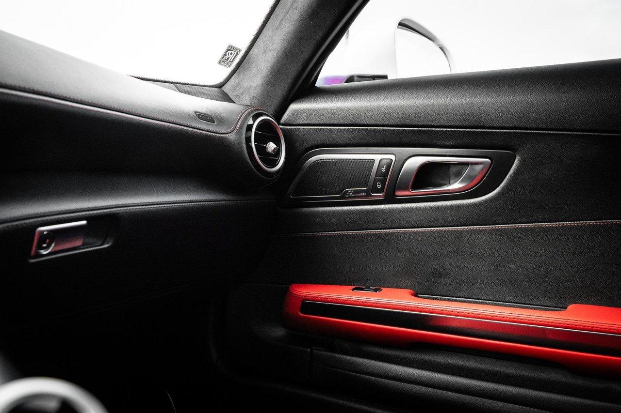 2016 Mercedes-Benz AMG GT S Photo