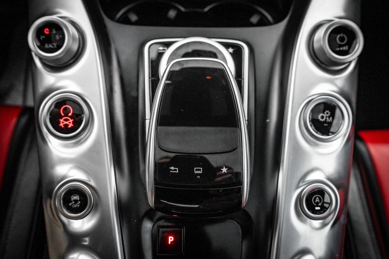 2016 Mercedes-Benz AMG GT S Photo