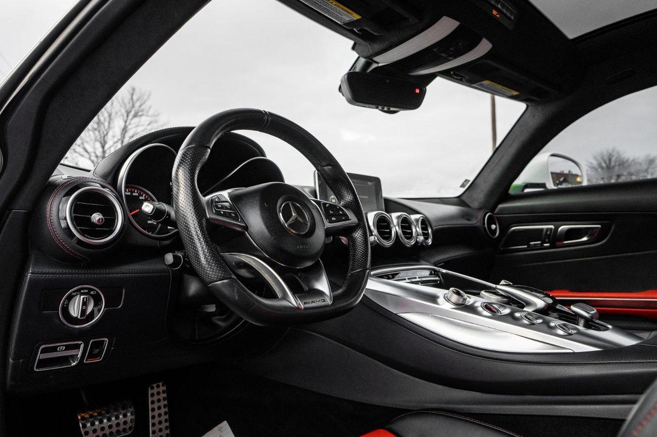 2016 Mercedes-Benz AMG GT S Photo