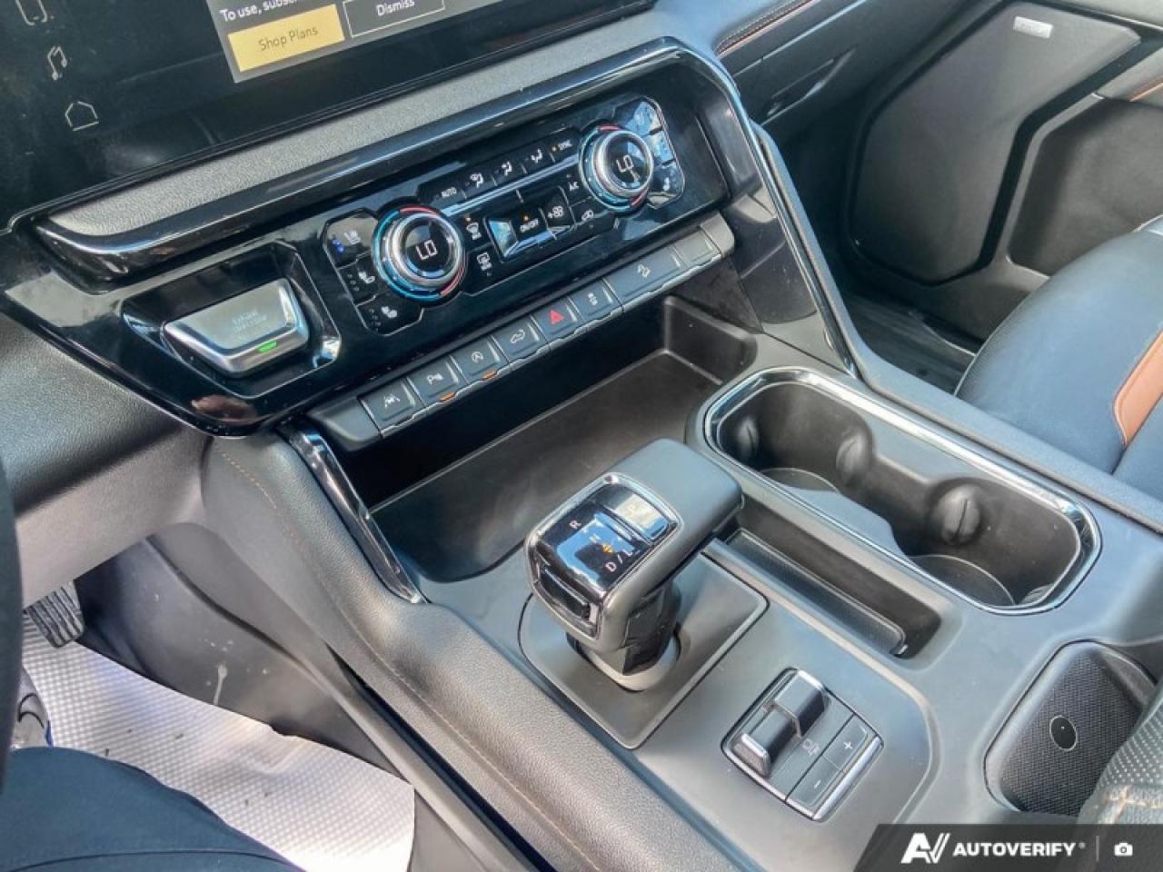 2023 GMC Sierra 1500 AT4  AT4, CREW, SUNROOF, 6.2 V8, PREFERRED Photo