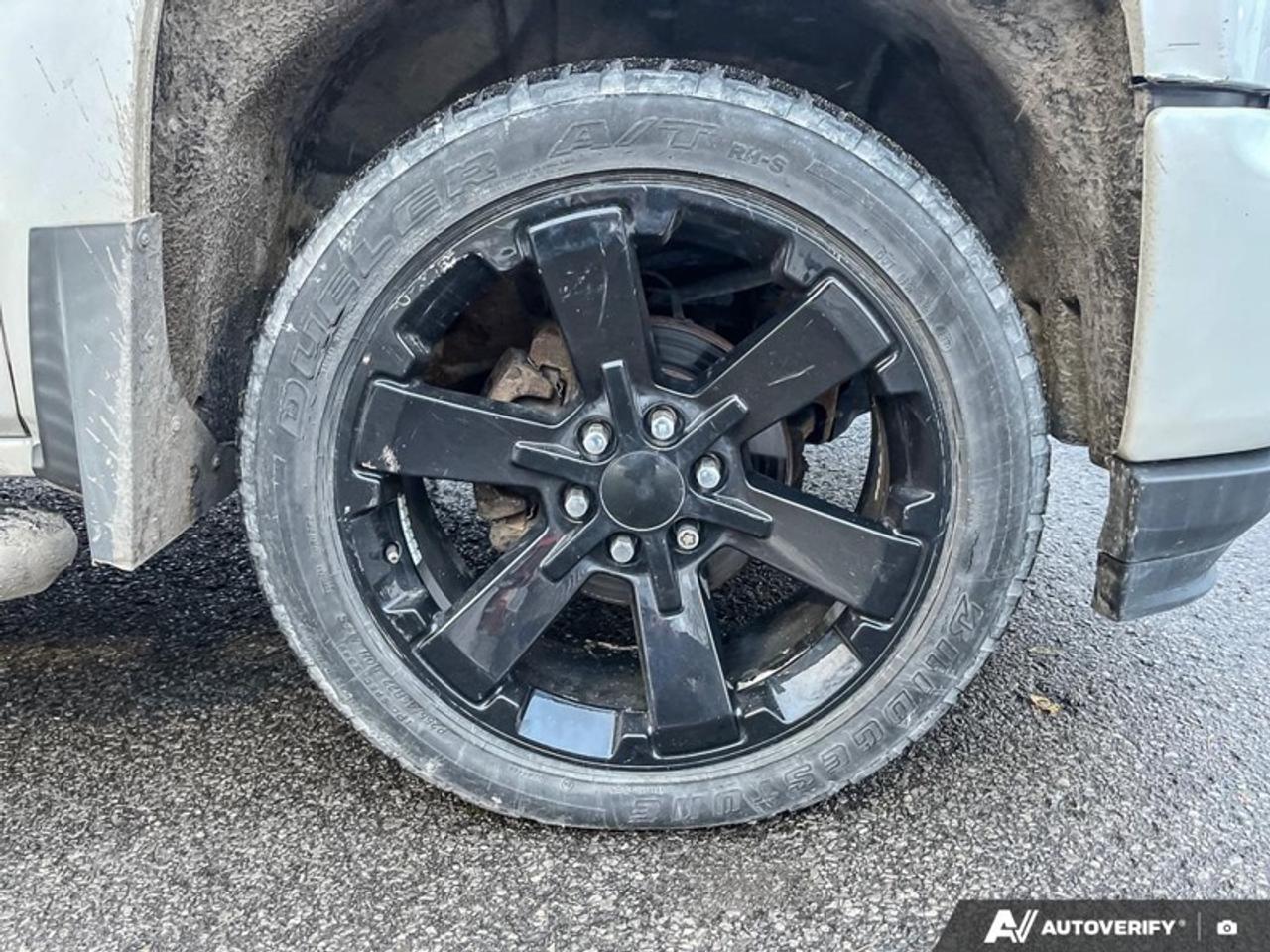 2018 Chevrolet Silverado 1500 High Country  HIGH COUNTRY, SUNROOF, 6.2 V8, LEATHER Photo