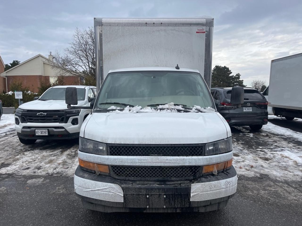 2025 Chevrolet Express Commercial Cutaway Van 177  EXPRESS 3500 CUTAWAY 177" WB Photo