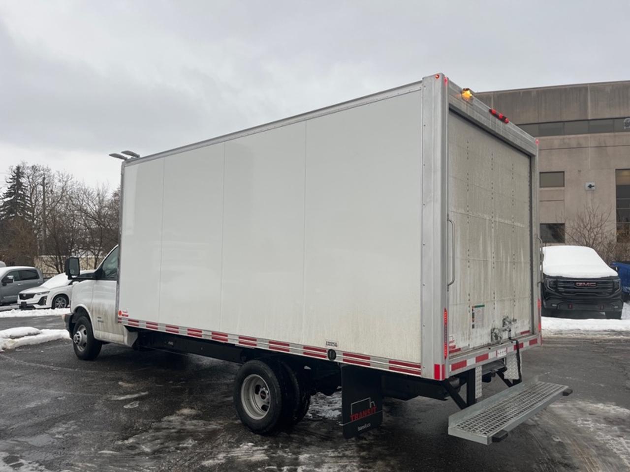 2025 Chevrolet Express Commercial Cutaway Van 159  EXPRESS 12 FOOT CUBE VAN 6.6 GAS Photo