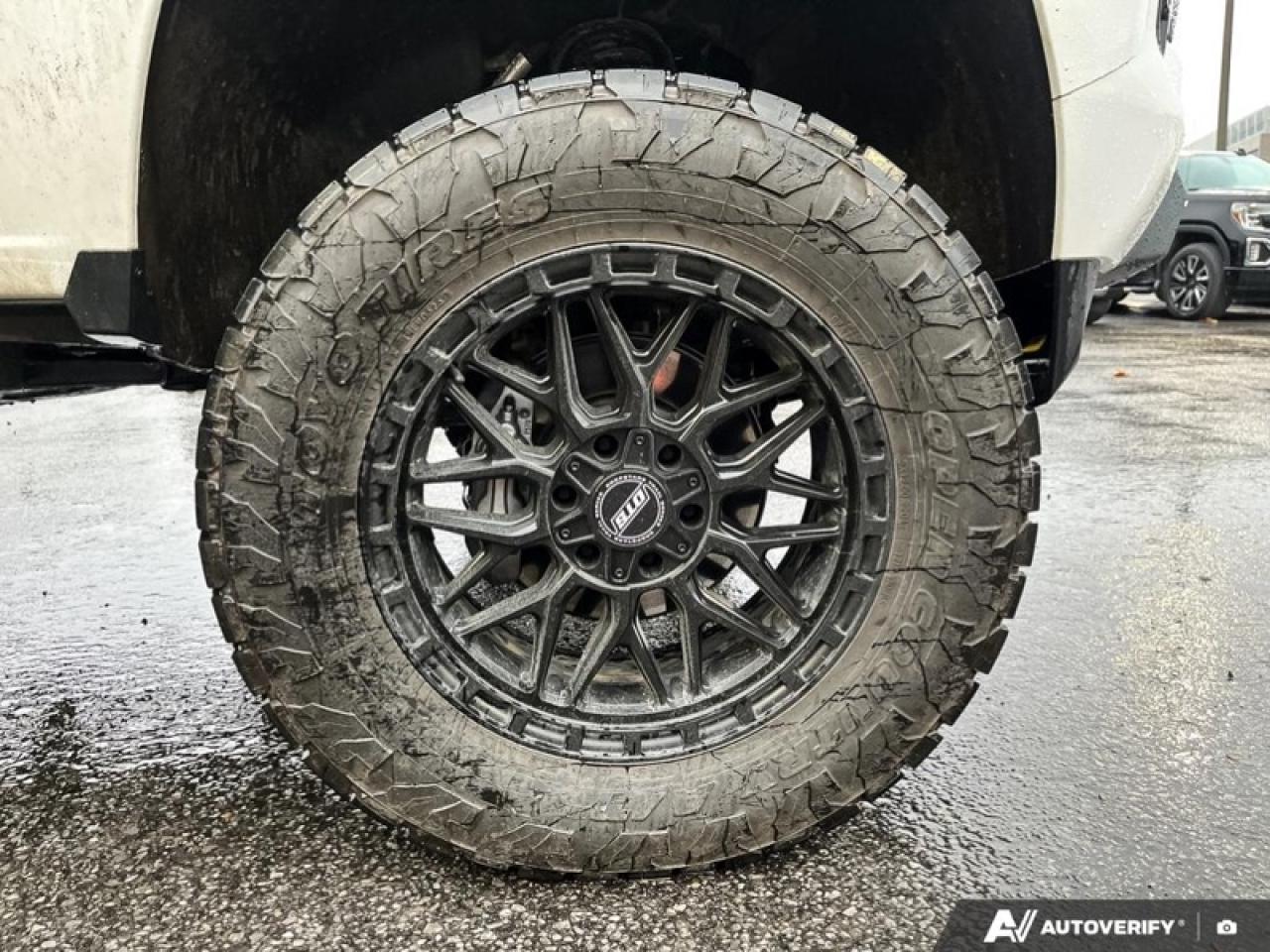 2025 Chevrolet Colorado 4WD LT  LT, CREW CAB, 6" LIFT KIT, UPGRADED TIRES AND RIMS Photo