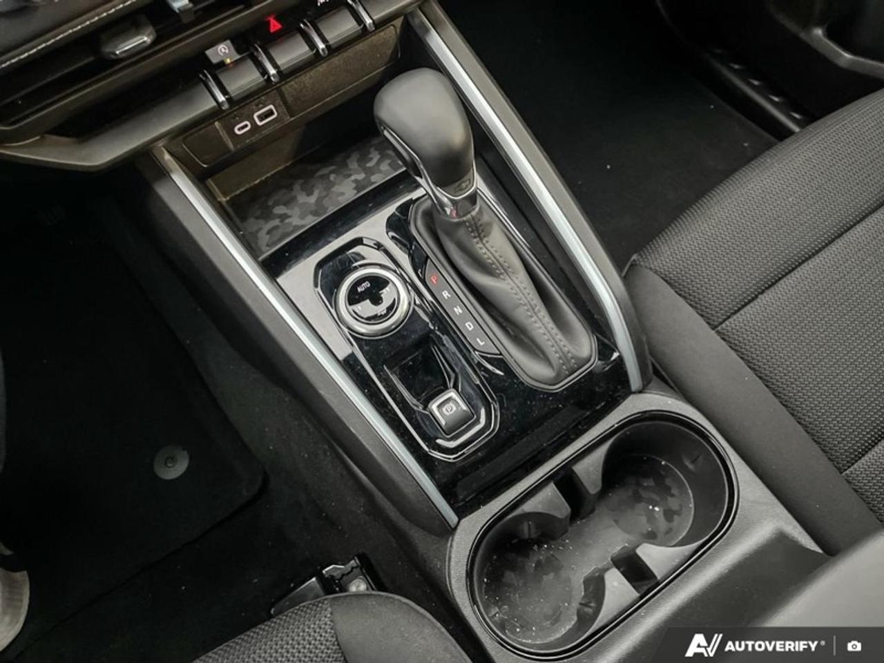 2025 Chevrolet Colorado 4WD LT  LT, CREW CAB, 6" LIFT KIT, UPGRADED TIRES AND RIMS Photo