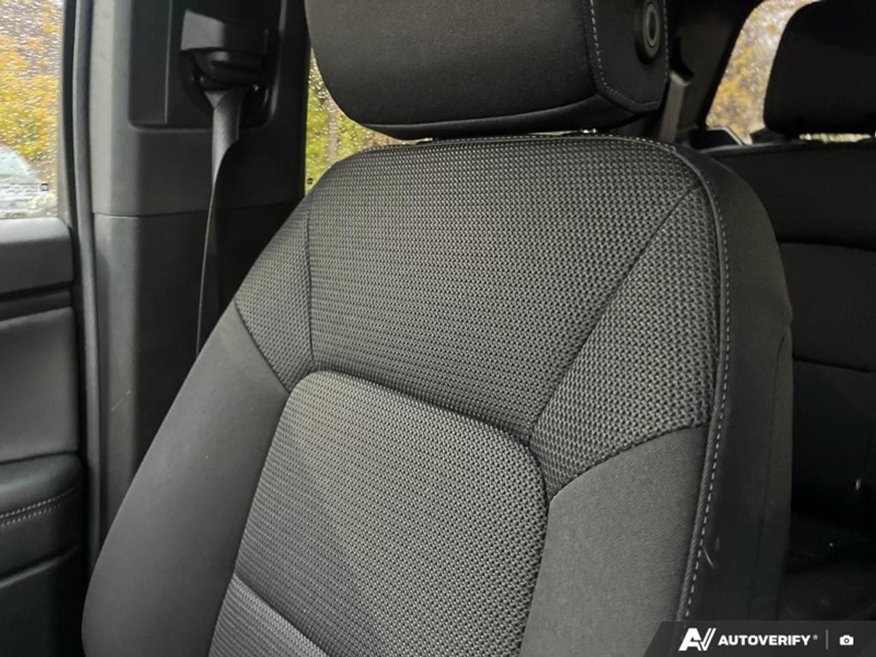 2025 Chevrolet Colorado 4WD LT  LT, CREW CAB, 6" LIFT KIT, UPGRADED TIRES AND RIMS Photo