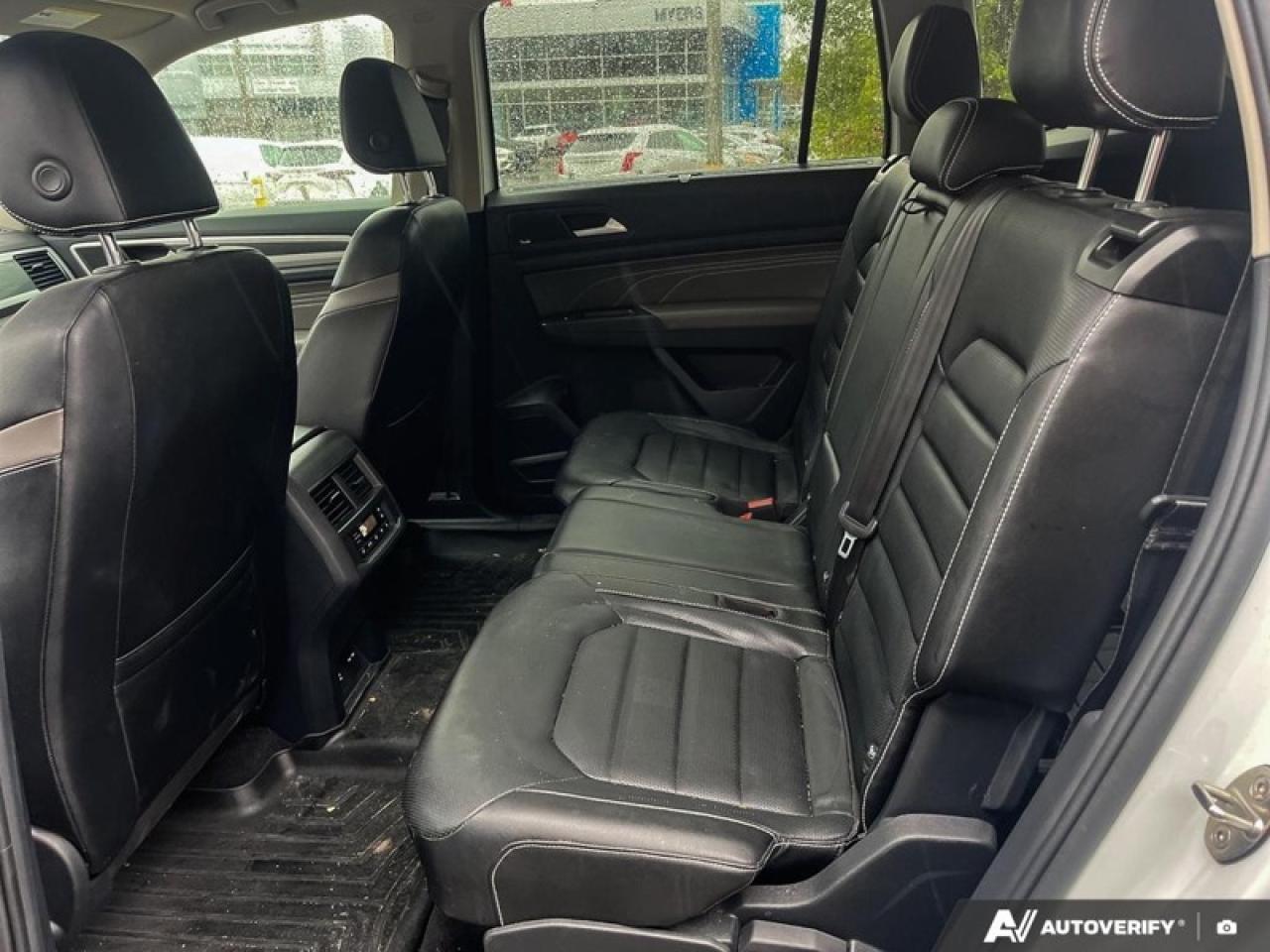 2022 Volkswagen Atlas Execline 3.6 FSI  ATLAS EXEC LINE, AWD, SUNROOF, LEATHER Photo