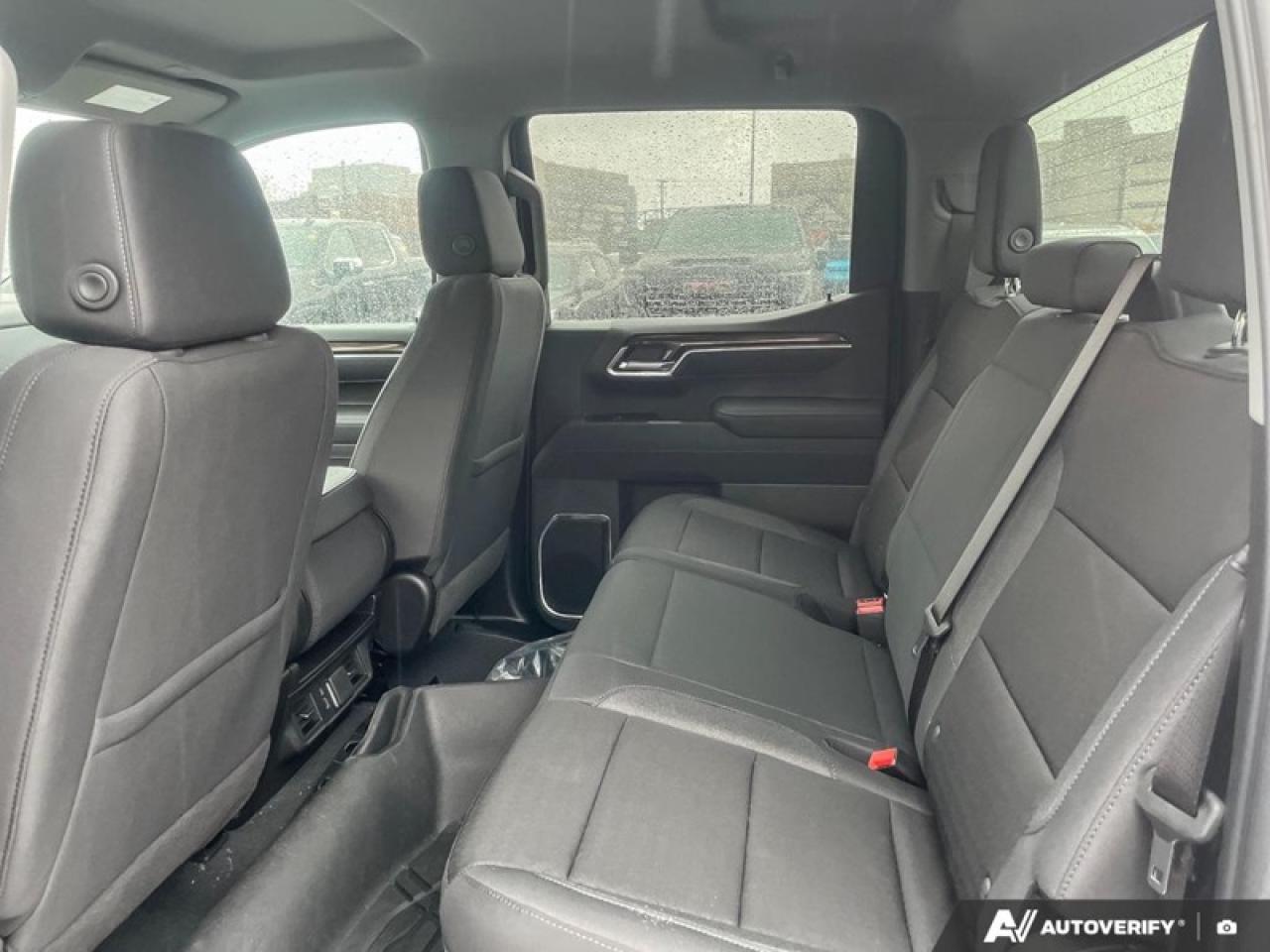 2025 Chevrolet Silverado 1500 RST  RST, CREW, DARK APPEARANCE PKG, 5.3 V8 Photo