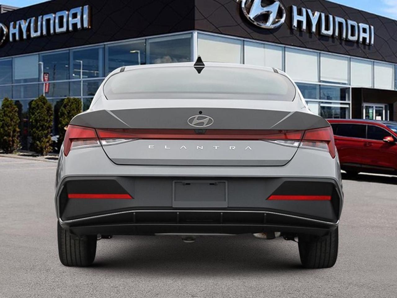 2026 Hyundai Elantra Preferred w/Tech Pkg  - Sunroof - $104.12 /Wk Photo4