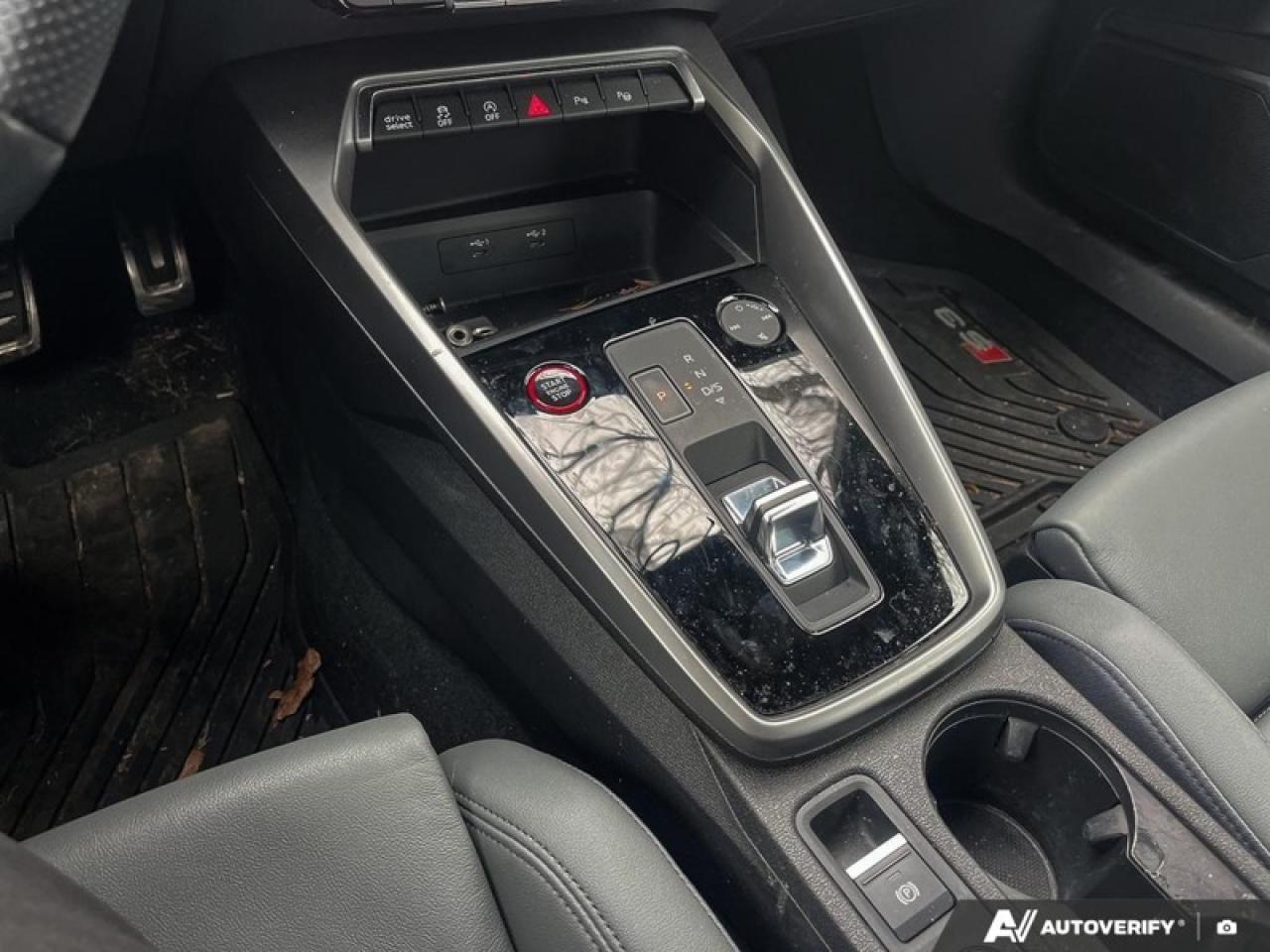 2024 Audi S3 Sedan Progressiv 2.0 TFSI quattro  S3, PROGRESSIVE, SUNROOF, AWD Photo