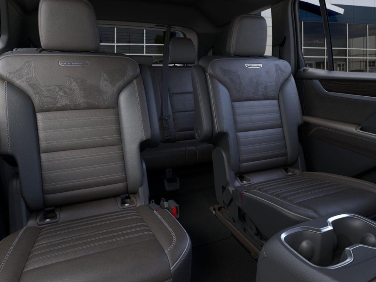 2026 GMC Acadia Denali Ultimate  DENALI, AWD, SUNROOF, LEATHER, TRIPLE BLACK Photo