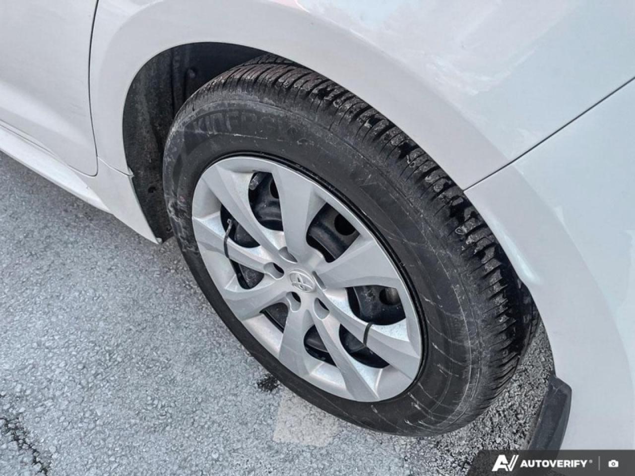 2024 Toyota Corolla LE  LE, AUTO, REAR CAMERA, CARPLAY, REMOTE START Photo