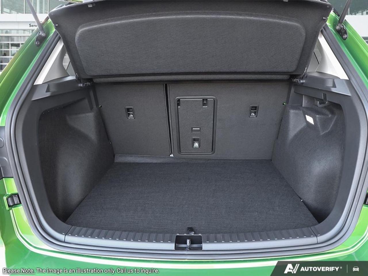 2026 Volkswagen Taos Comfortline Black Edition Photo