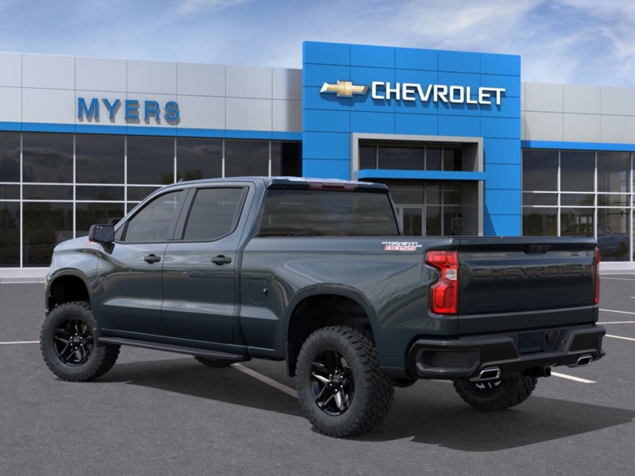 2026 Chevrolet Silverado 1500 Custom Trail Boss  CX TRAILBOSS CREW! 5.3 V8, STEPS AND TONNEAU COVER Photo2