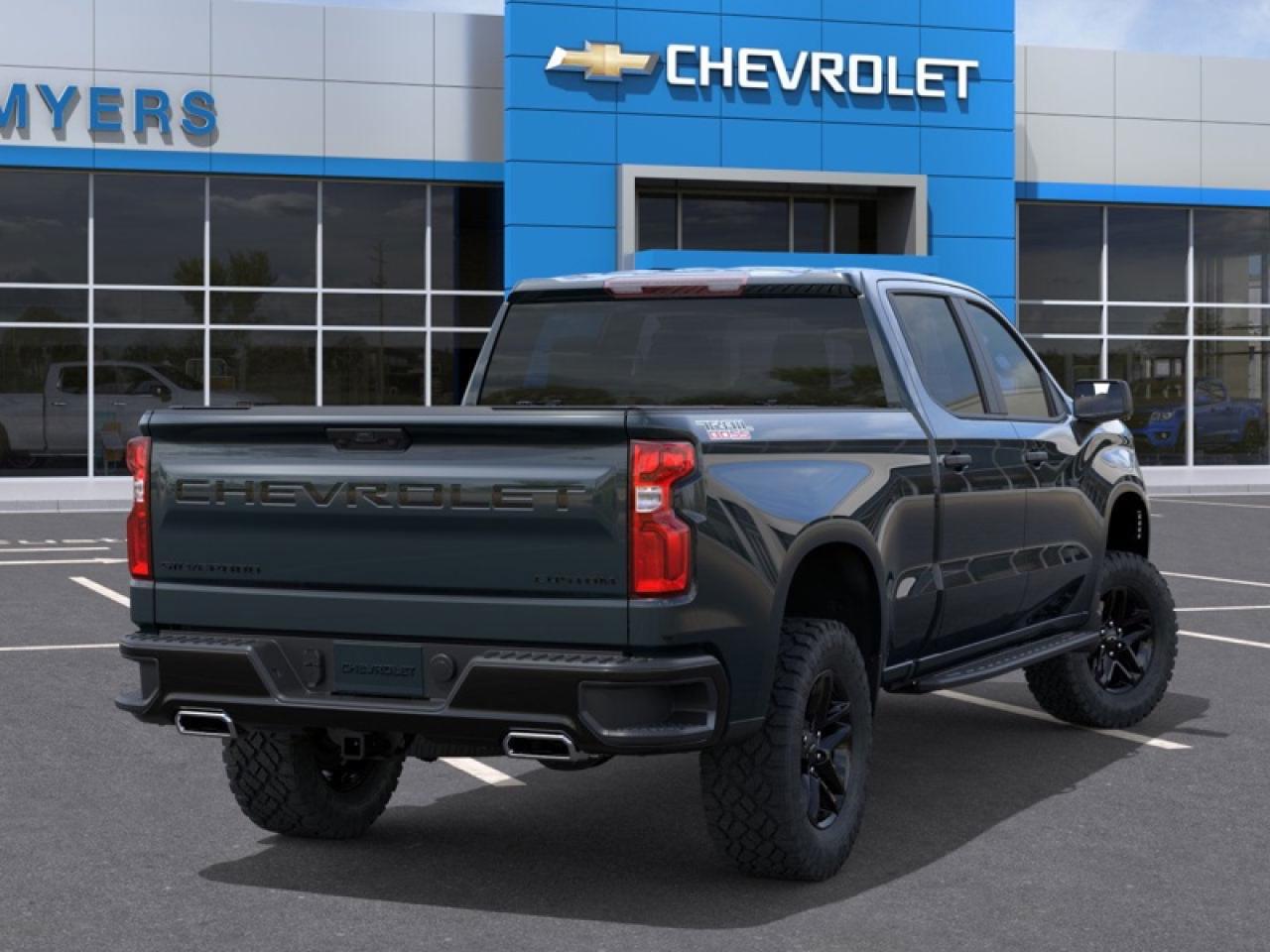 2026 Chevrolet Silverado 1500 Custom Trail Boss  CX TRAILBOSS CREW! 5.3 V8, STEPS AND TONNEAU COVER Photo3