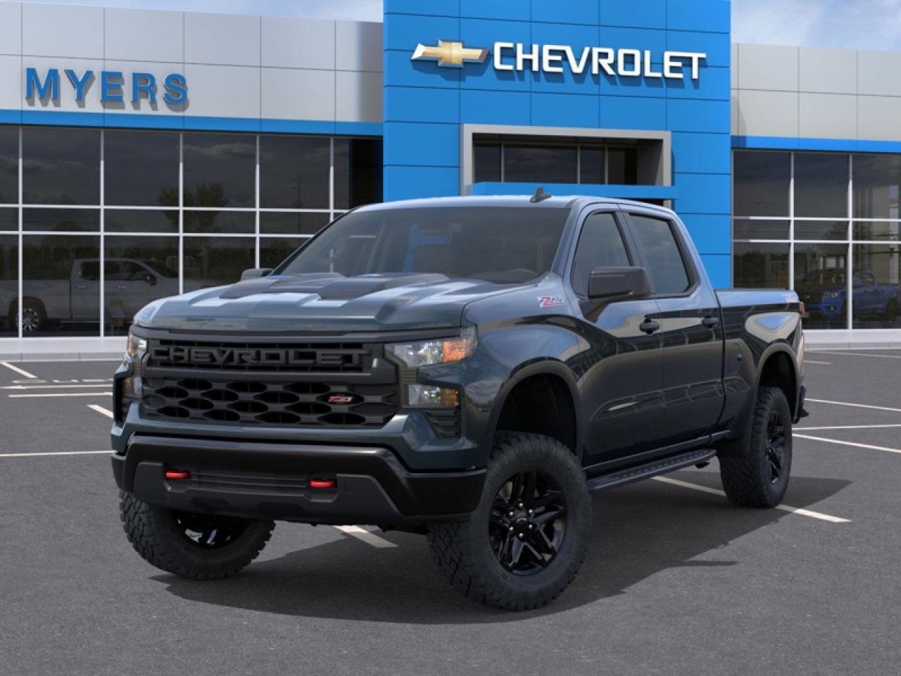 2026 Chevrolet Silverado 1500 Custom Trail Boss  CX TRAILBOSS CREW! 5.3 V8, STEPS AND TONNEAU COVER Photo