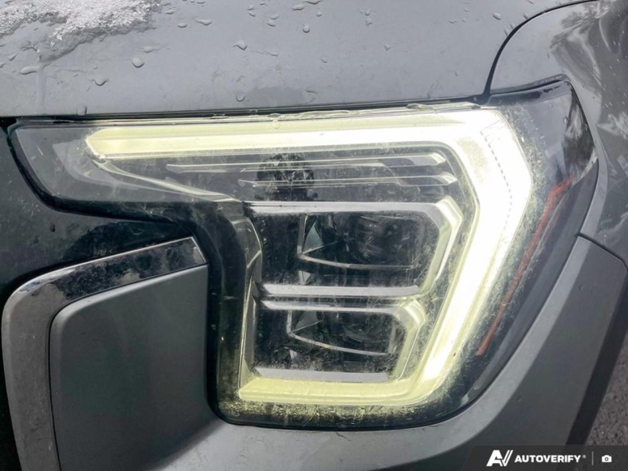 2025 GMC Terrain Elevation AWD  TERRAIN ELEVATION, AWD, SUNROOF, LEATHER Photo