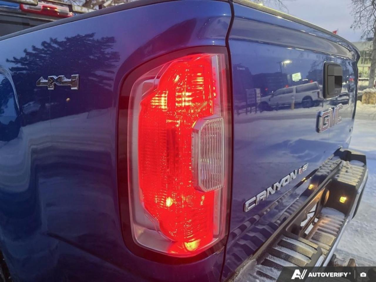 2018 GMC Canyon 4WD All Terrain w/Cloth  ALL TERRAIN, CREW, V6, HEATED SEATS Photo