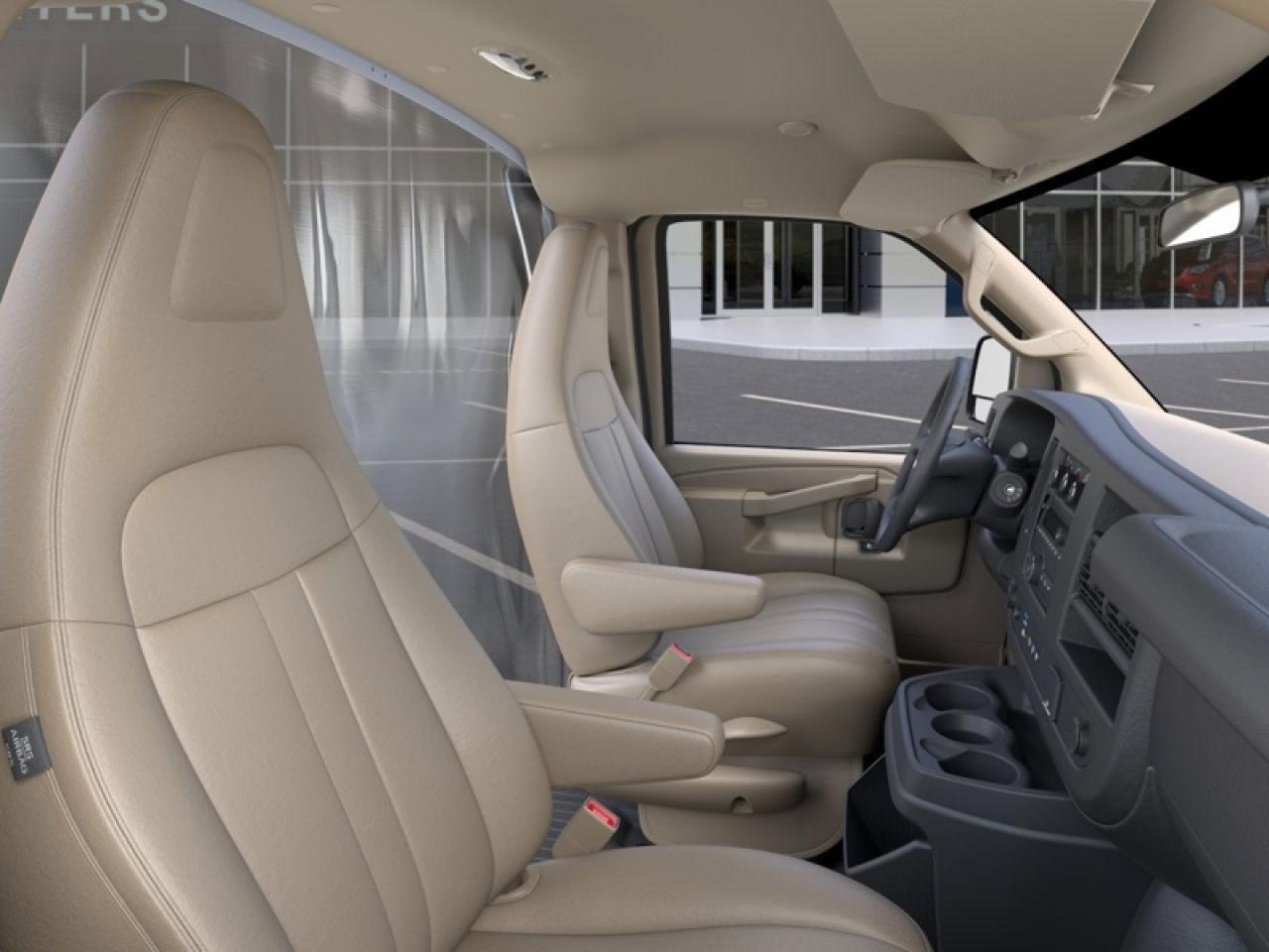 2025 GMC Savana Commercial Cutaway 177  SAVANA CUTAWAY 177" W/B 6.6 GAS 16" CUBE Photo