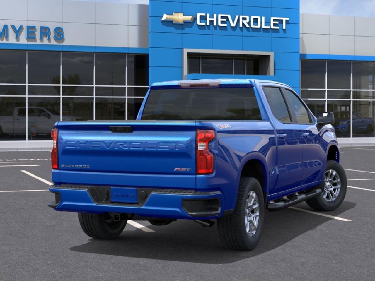 2026 Chevrolet Silverado 1500 RST  - Assist Steps Photo3